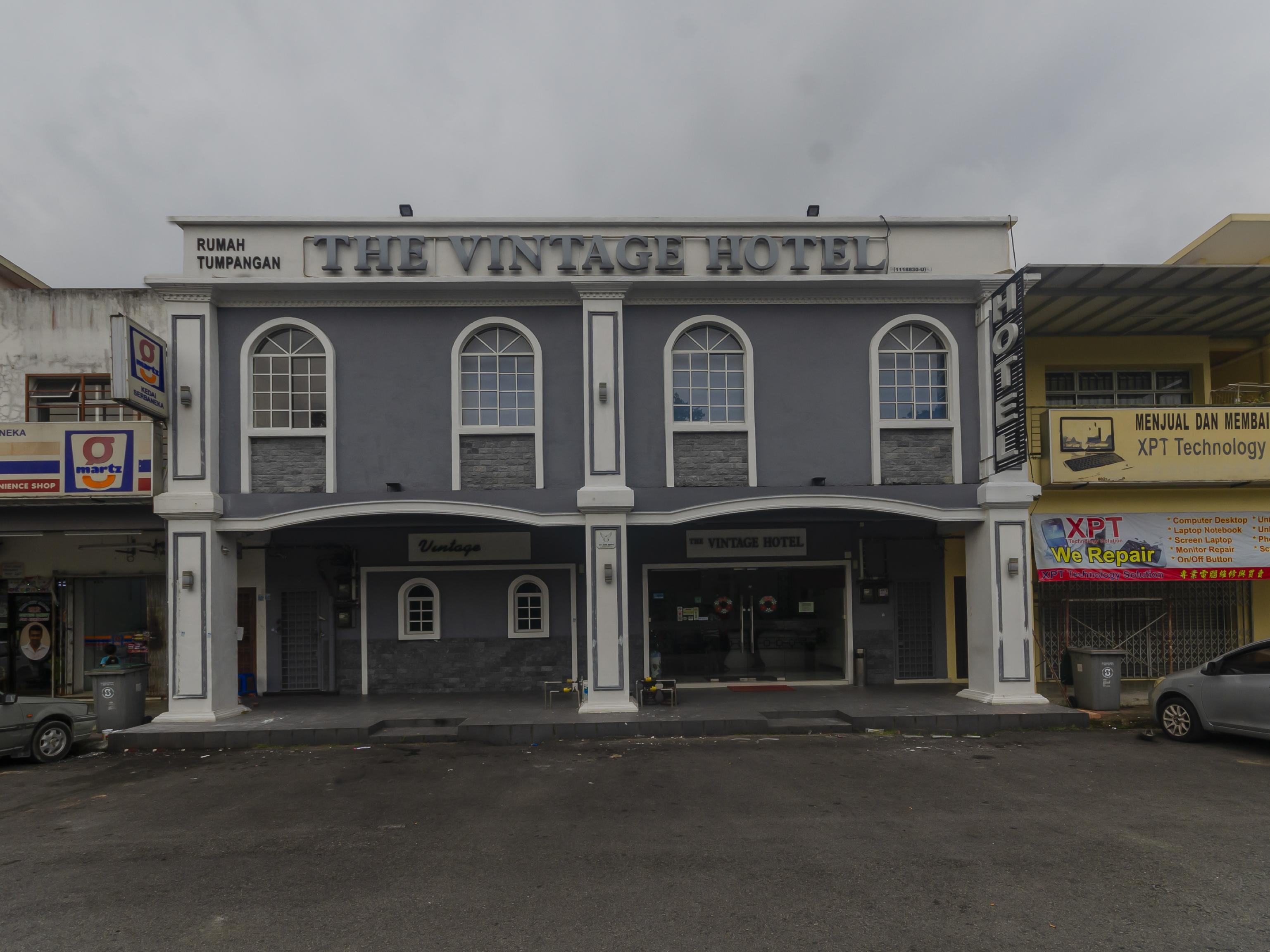 Super Oyo 596 The Vintage Hotel Johor Bahru Ngoại thất bức ảnh
