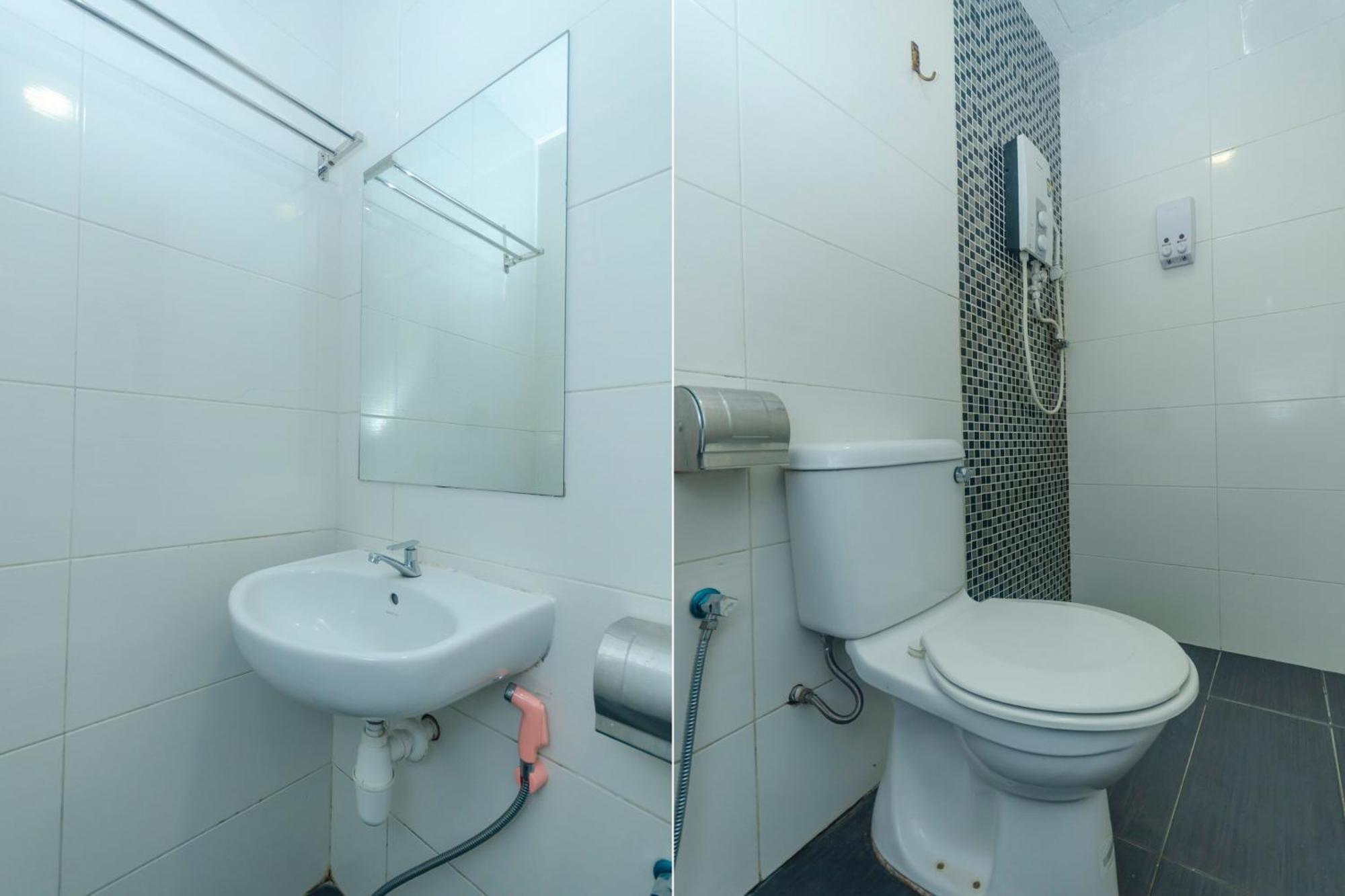 Super Oyo 596 The Vintage Hotel Johor Bahru Ngoại thất bức ảnh