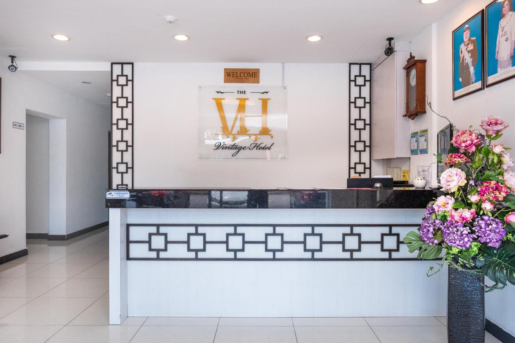 Super Oyo 596 The Vintage Hotel Johor Bahru Ngoại thất bức ảnh