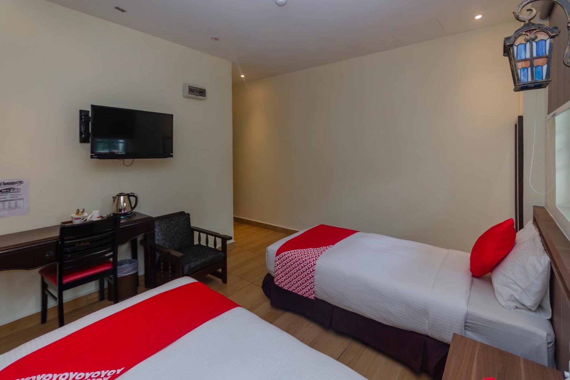 Super Oyo 596 The Vintage Hotel Johor Bahru Ngoại thất bức ảnh