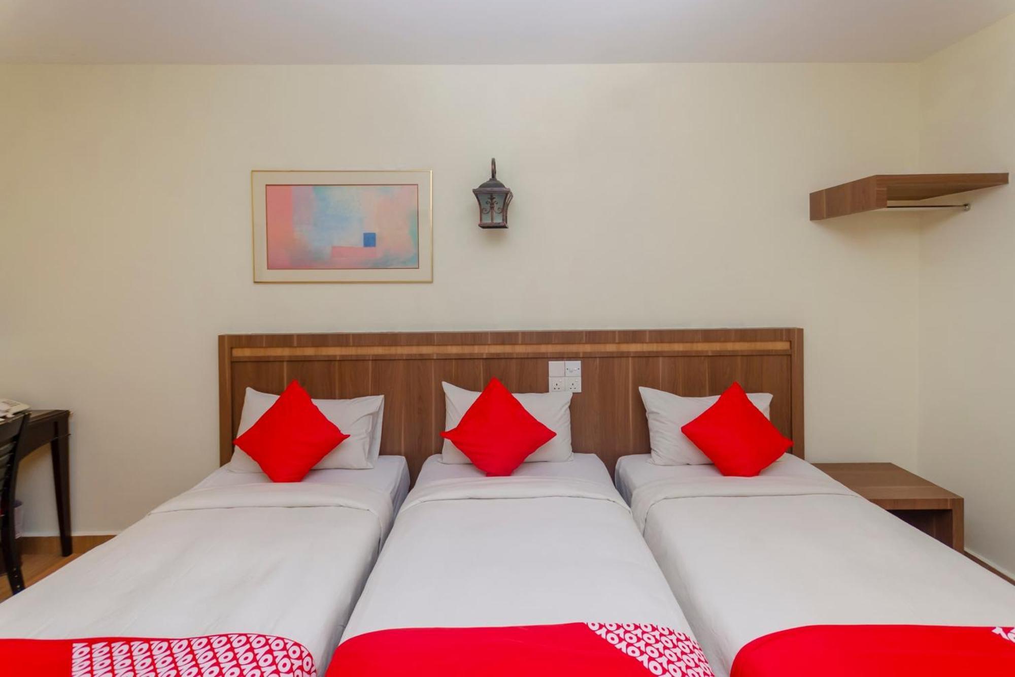 Super Oyo 596 The Vintage Hotel Johor Bahru Ngoại thất bức ảnh