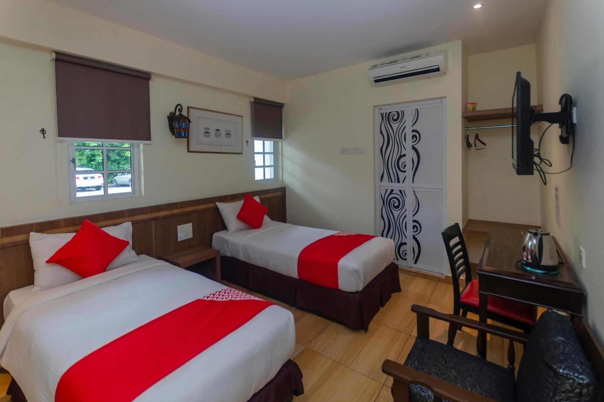 Super Oyo 596 The Vintage Hotel Johor Bahru Ngoại thất bức ảnh