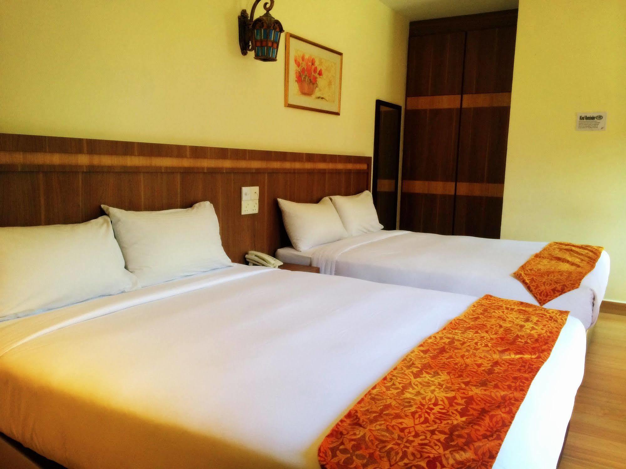 Super Oyo 596 The Vintage Hotel Johor Bahru Ngoại thất bức ảnh